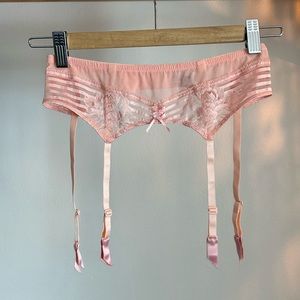 La Perla pink garter